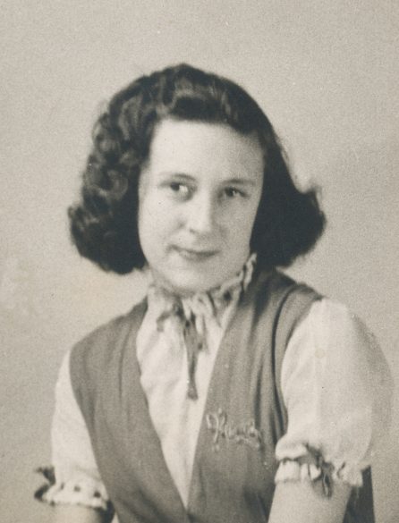 A photo of Golda J. Dills